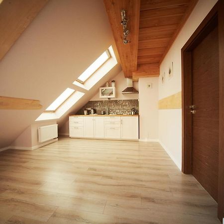 Apartamenty Siklawa Krupowki Zakopane Zimmer foto
